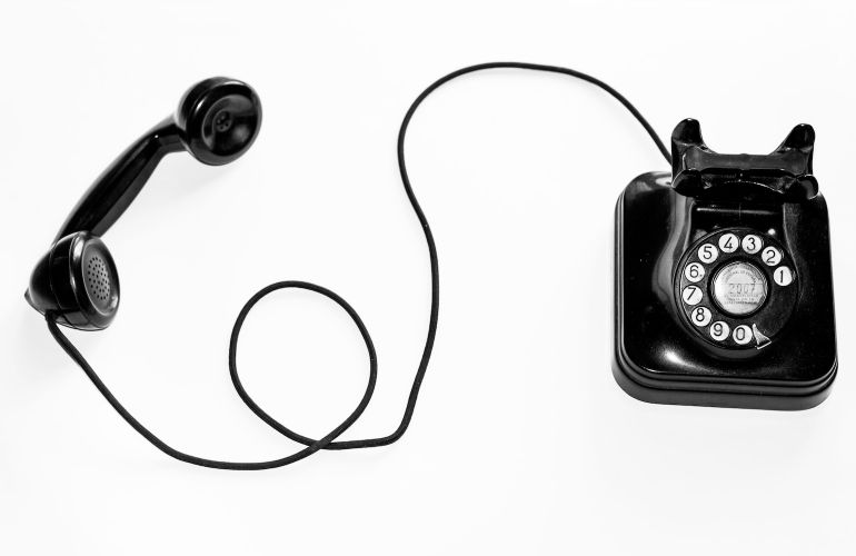 Imagen de un teléfono antiguo